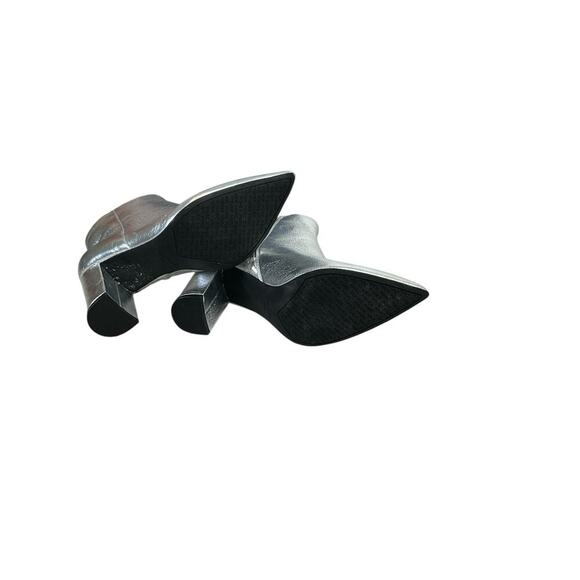 Marc Fisher Silver Metallic Bootie 3.5'' Block Heel Women's Size 10 Good Grip - Picture 12 of 12